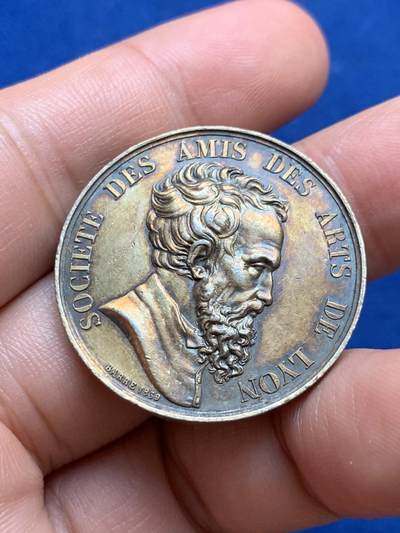 《竞宝斋》第423场 周日，周一，周二  3场连拍 （全场包邮） 法国里昂艺术之友协会银质代币 12.9g 32mm 油灯边铭