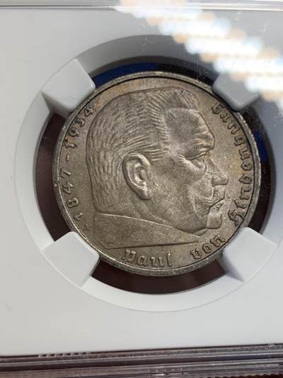 《竞宝斋》第423场 周日，周一，周二  3场连拍 （全场包邮） NGC MS62 德国 1937A 兴登堡 5马克 银币 双面醇厚原味包浆，底板优秀。