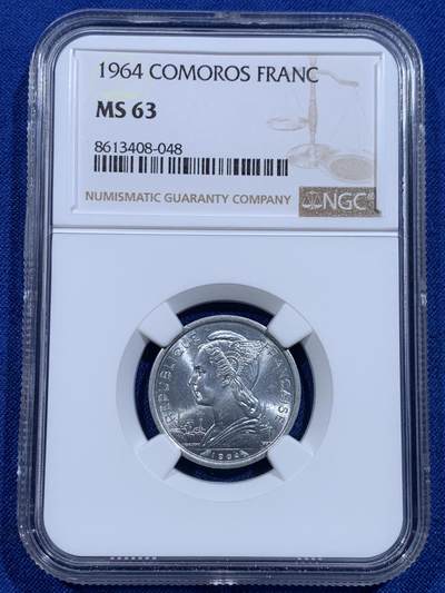 《竞宝斋》第423场 周日，周一，周二  3场连拍 （全场包邮） 两枚一组 NGC MS65/63 1964科摩罗2/1法郎 少见铝币 高分不易 图案富有法属风情 可藏 细节见图
