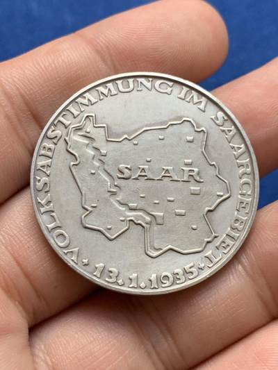 《竞宝斋》第423场 周日，周一，周二  3场连拍 （全场包邮） 德国1935年萨尔区公投回归纪念银章 21.8克 36mm