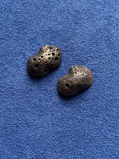 《竞宝斋》第423场 周日，周一，周二  3场连拍 （全场包邮） 两枚一组 束腰迷你银锭 5.58g