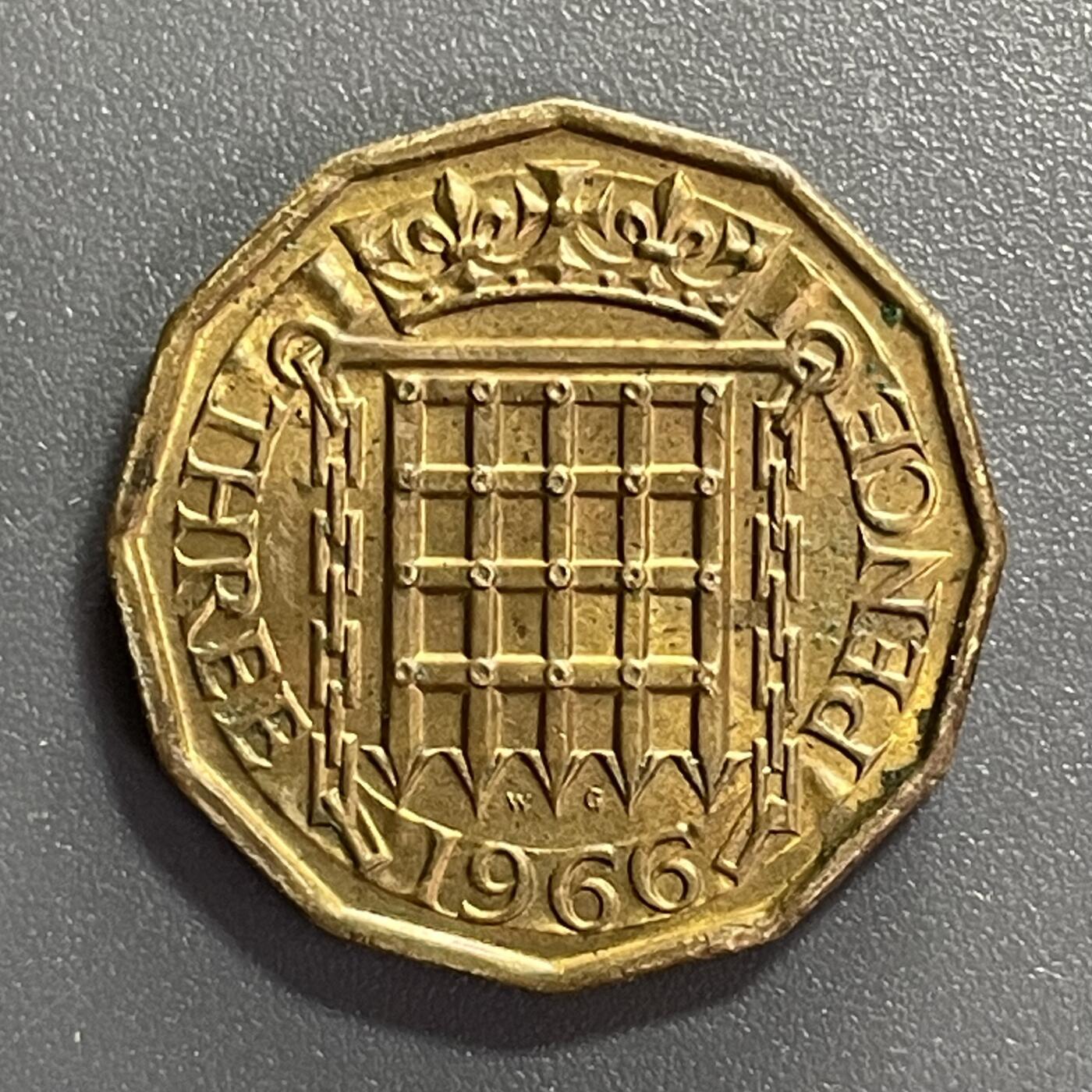 回流钱币1001-1 英国1966年3便士铜币