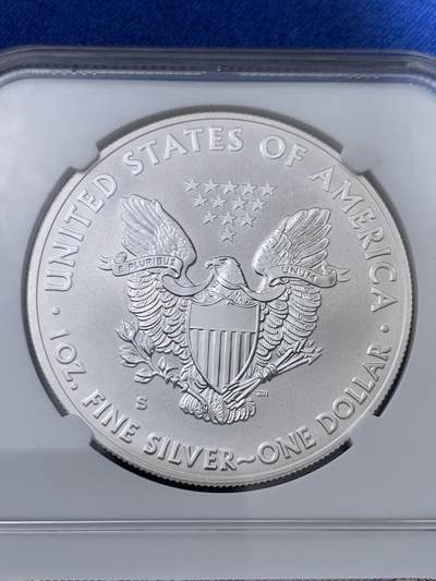 《竞宝斋》第423场 周日，周一，周二  3场连拍 （全场包邮） NGC PF69 美国2012年鹰洋自由行走女神反向精制纪念银币，PROOF反向精制币，币面清爽干净又漂亮，打制精美，状态一流。目前只发行过7个年份，反向精制行走比精制价格贵许多。