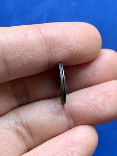 《竞宝斋》第423场 周日，周一，周二  3场连拍 （全场包邮） 两枚一组 缅甸 1852年 孔雀 1/8kyat（1mu），小孔雀比大的更加稀少，其中一枚币坯偏打，细节见图