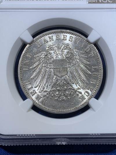 《竞宝斋》第423场 周日，周一，周二  3场连拍 （全场包邮） NGC MS63 德国1913A吕贝克3马克银币