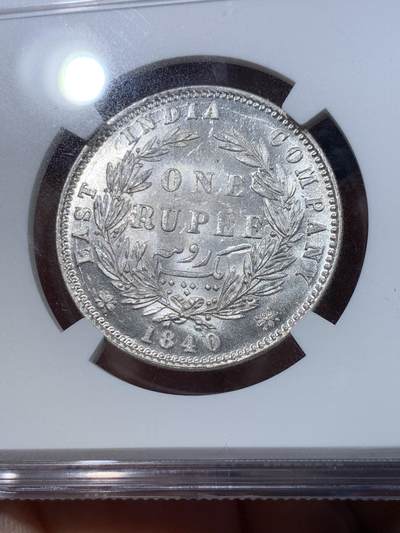 《竞宝斋》第423场 周日，周一，周二  3场连拍 （全场包邮） NGC MS63 英属印度1840年维多利亚女王双辫青年头像（小维）1卢比银币，银光闪闪，币面清爽干净又舒适，状态一流。