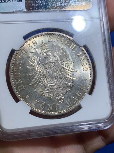 《竞宝斋》第423场 周日，周一，周二  3场连拍 （全场包邮） NGC MS62 德国1888年三皇之年腓特烈三世短翅流通5马克银币 金彩转光
