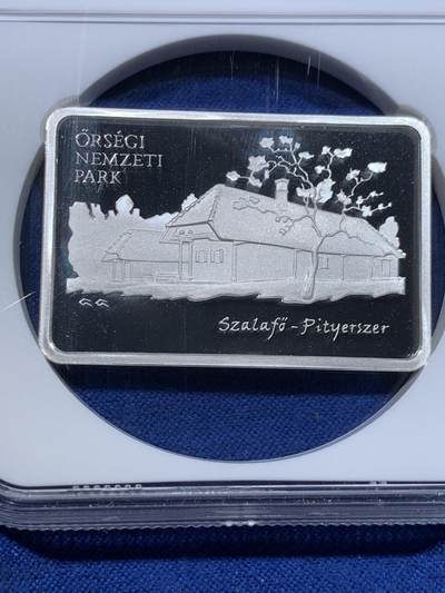 《竞宝斋》第423场 周日，周一，周二  3场连拍 （全场包邮） NGC PF69UC 克劳斯获奖币2010匈牙利奥赛格国家公园5000福林银币