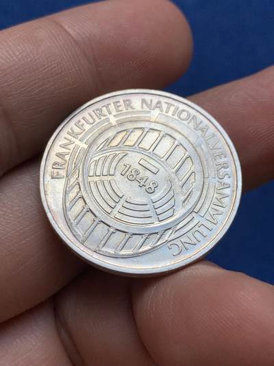 《竞宝斋》第423场 周日，周一，周二  3场连拍 （全场包邮） 联邦德国1973年5马克银币 法兰克福议会125周年 原光UNC品相