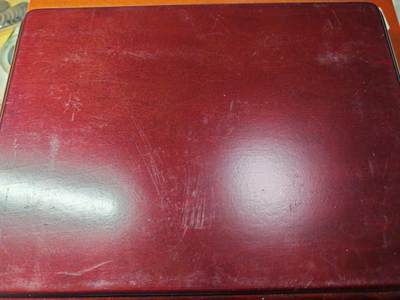 长老汇蛇年精选第五十四场拍卖 2001挪威+瑞典诺贝尔百周年100克朗+200克朗银币，原盒+说明纸，极为难得，仅挪威那枚克书标价225美金，2000套