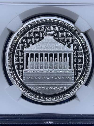 《竞宝斋》第423场 周日，周一，周二  3场连拍 （全场包邮） NGC PF69UC 土耳其2024年世界七大奇迹-哈利阿纳苏斯陵20里拉精制纪念银币（局部细节精湛需要放大镜欣赏~限量发行3千枚，克重1盎司，925银，币径38.61MM，附带证书）