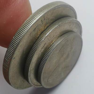 巨藏钱币第二期10月3号8点开拍古今中外硬币专场 英属冈比亚1966年6便士1-2先令镍币3枚套