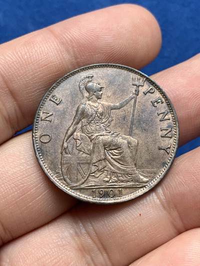 《竞宝斋》第423场 周日，周一，周二  3场连拍 （全场包邮） 英国1901年维多利亚1便士铜币 经典设计 光度好