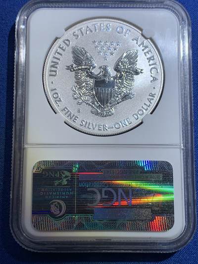 《竞宝斋》第423场 周日，周一，周二  3场连拍 （全场包邮） NGC PF69 美国2012年鹰洋自由行走女神反向精制纪念银币，PROOF反向精制币，币面清爽干净又漂亮，打制精美，状态一流。目前只发行过7个年份，反向精制行走比精制价格贵许多。