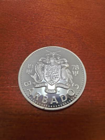 长老汇蛇年精选第五十四场拍卖 1978巴巴多斯贝壳喷泉5元精制银币，1盎司800银，仅有4000多枚