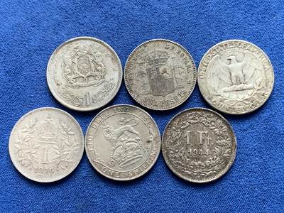 《竞宝斋》第423场 周日，周一，周二  3场连拍 （全场包邮） 六枚一组 多国银币一组 总重约32.7克