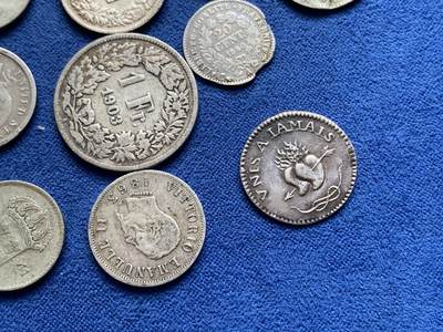 《竞宝斋》第423场 周日，周一，周二  3场连拍 （全场包邮） 多国小银币小银章 总重约97.9克