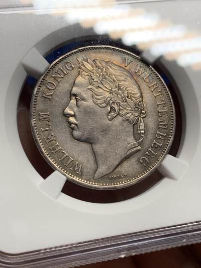 《竞宝斋》第423场 周日，周一，周二  3场连拍 （全场包邮） NGC UNC 德国1841年 符腾堡登基纪念1盾银币 原味包浆 品相状态很舒服