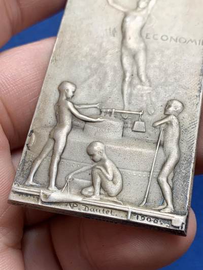 《竞宝斋》第423场 周日，周一，周二  3场连拍 （全场包邮） 名家VP. Dautel 1908年作纪念里尔大会 · 法国蒸汽设备业主协会纪念银章 57.2克 34*64.5mm 带原盒 丰饶角1银 银质稀有 状态差点的 4000成交记录