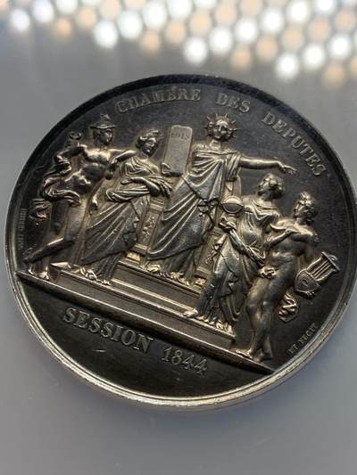 《竞宝斋》第423场 周日，周一，周二  3场连拍 （全场包邮） NGC UNCD 1844年法国七月王朝议会纪念银章 53mm 加大加厚盒