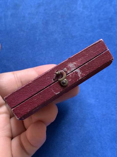 《竞宝斋》第423场 周日，周一，周二  3场连拍 （全场包邮） 法国国家建筑与采石业联盟纪念铜章 带盒 59.1克 50.3mm