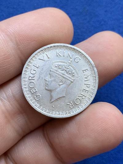 《竞宝斋》第424场 周日，周一，周二  3场连拍 （全场包邮） 两枚一组 印度1944年银币 1/4卢比+1/2卢比