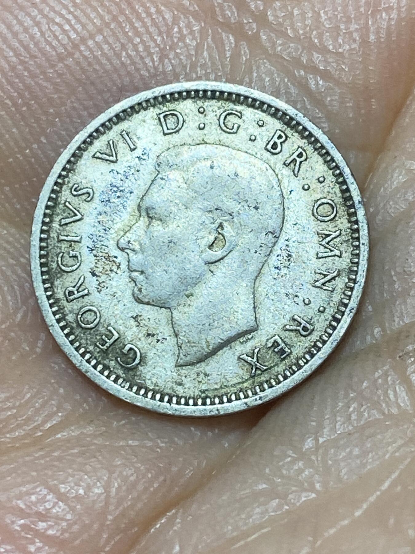 2025年第九十八场(总第一百二十四场）外国好品散币(免佣金) 英国🇬🇧1940年3便士银币(乔治六世第一版，500银)