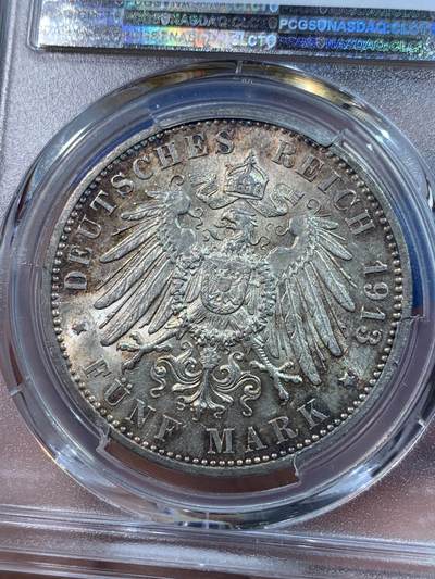 《竞宝斋》第424场 周日，周一，周二  3场连拍 （全场包邮） PCGS MS63 德国1913J 汉堡-双狮5马克银币 双面环五彩包浆，底板双面转光，状态难得。