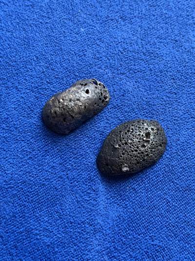 《竞宝斋》第424场 周日，周一，周二  3场连拍 （全场包邮） 两枚一组 迷你小银锭 7.22g