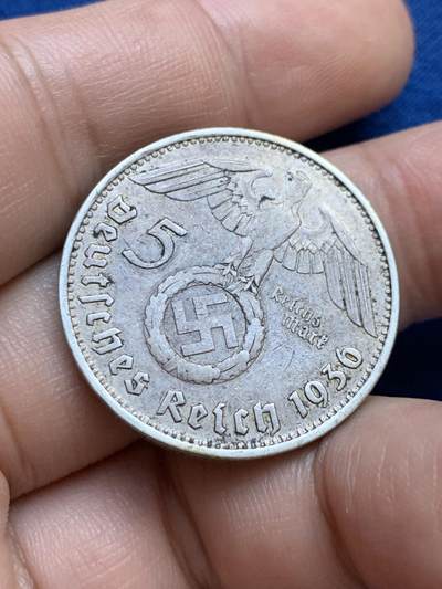 《竞宝斋》第424场 周日，周一，周二  3场连拍 （全场包邮） 德国1936年兴登堡带字5马克银币