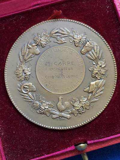 《竞宝斋》第424场 周日，周一，周二  3场连拍 （全场包邮） 法国播种者农业大铜章 88克 56.2mm 丰饶角铜标 带盒