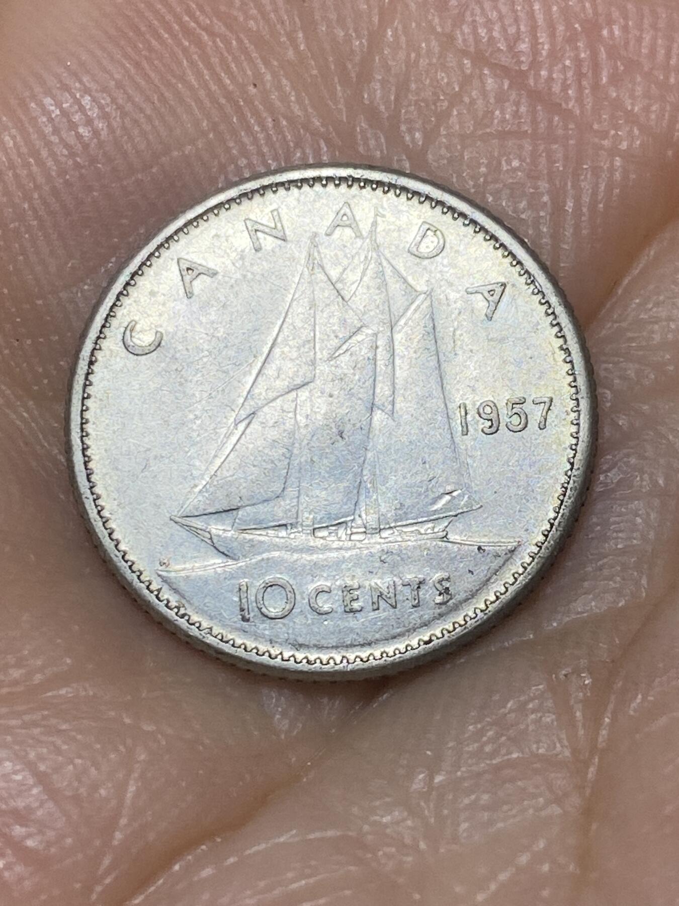 2025年第九十八场(总第一百二十四场）外国好品散币(免佣金) 加拿大🇨🇦1957年10分银币(伊丽莎白二世青年桂冠，800高银)