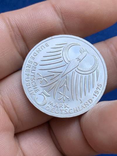 《竞宝斋》第424场 周日，周一，周二  3场连拍 （全场包邮） 联邦德国1975年5马克银币 德国史上首任总统艾伯特 原光UNC品相