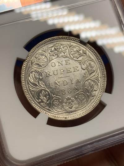 《竞宝斋》第424场 周日，周一，周二  3场连拍 （全场包邮） NGC MS61 英属印度1862年B版维多利亚女王皇冠头像1卢比银币