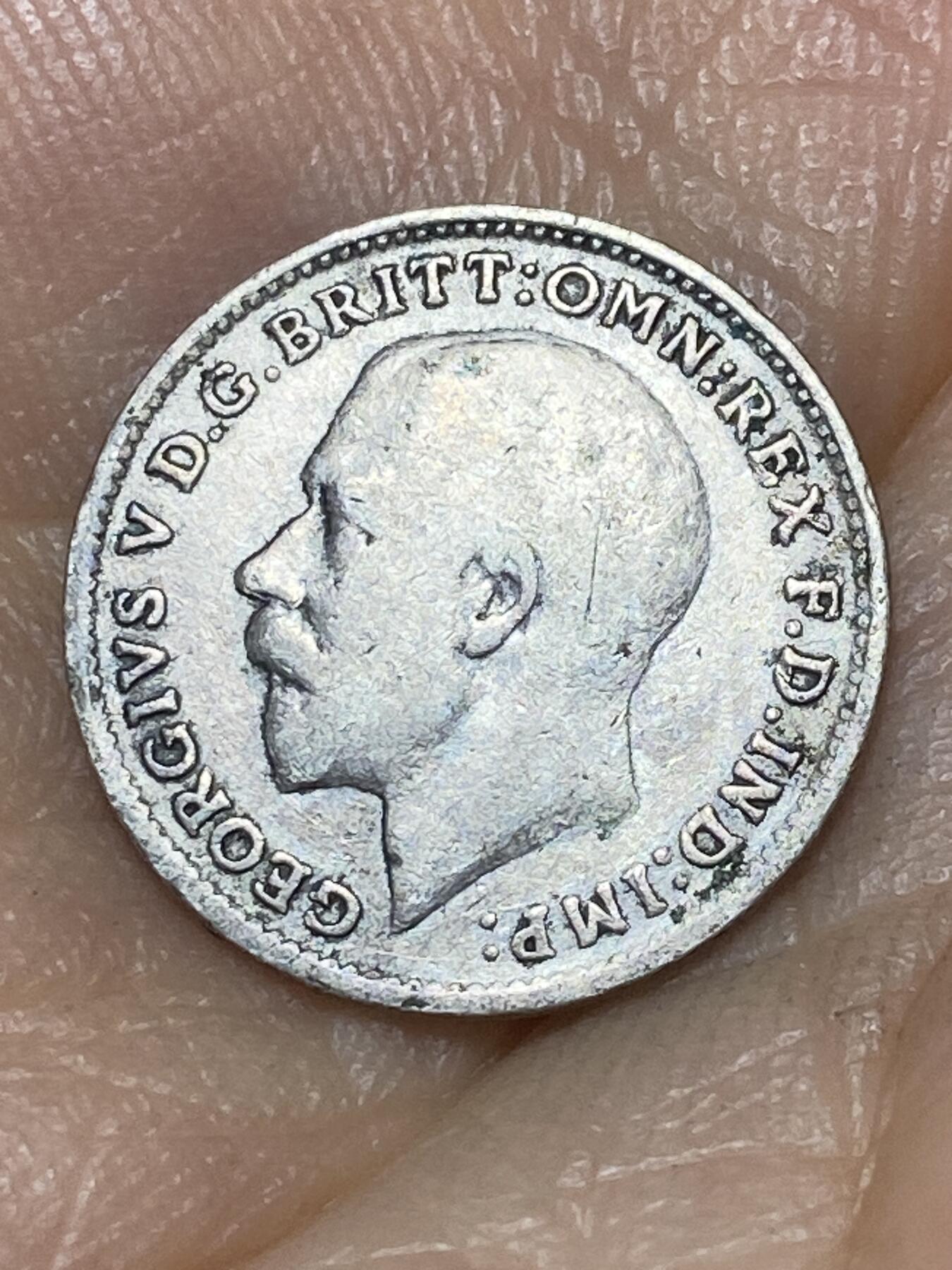 2025年第九十八场(总第一百二十四场）外国好品散币(免佣金) 英国🇬🇧1919年3便士银币(乔治五世第一版，925高银)