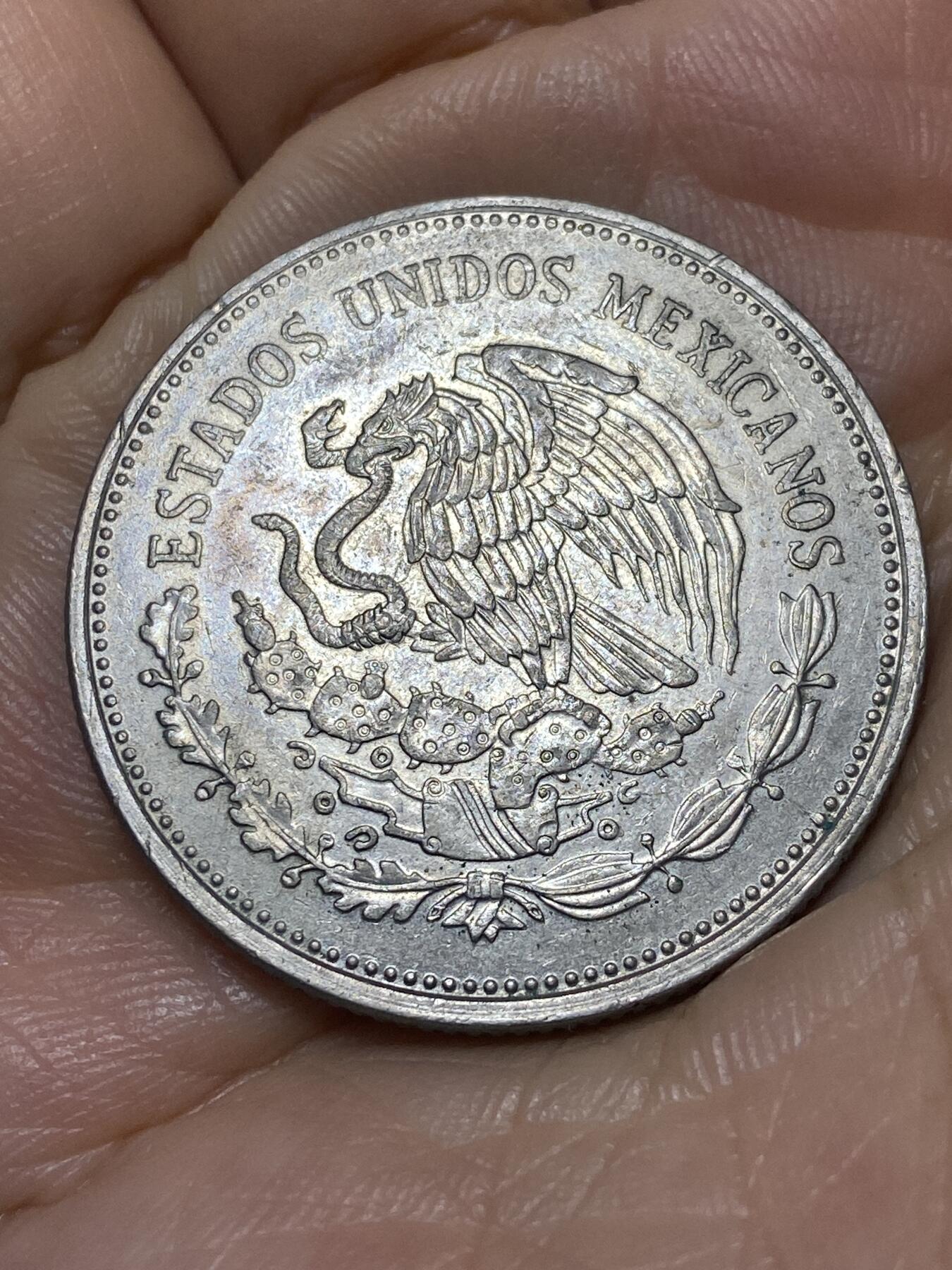 2025年第九十八场(总第一百二十四场）外国好品散币(免佣金) 墨西哥🇲🇽1988单年份5000比索(石油工业国有化50周年纪念币)