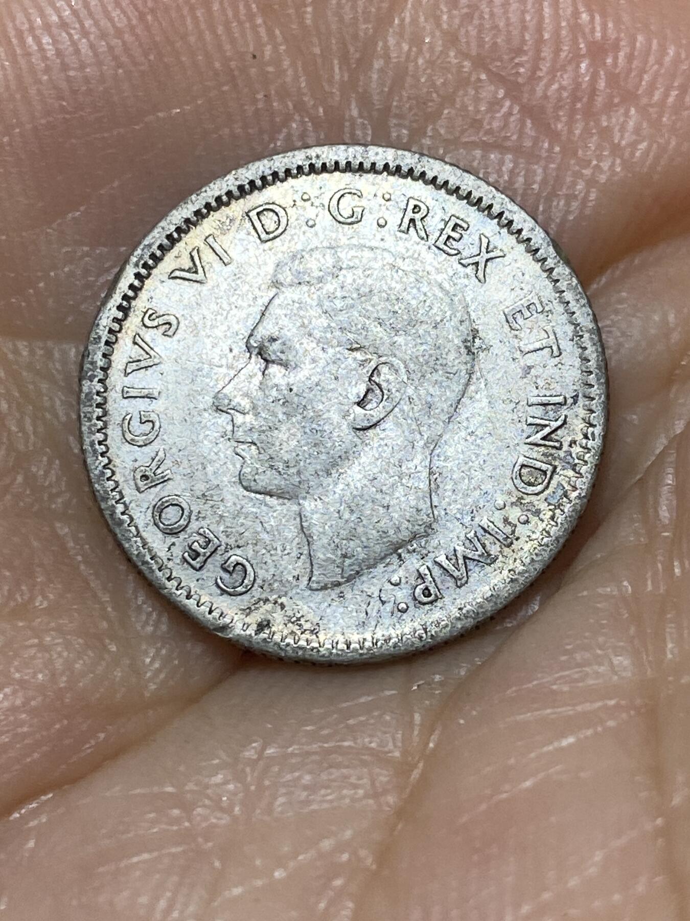 2025年第九十八场(总第一百二十四场）外国好品散币(免佣金) 加拿大🇨🇦1943年10分银币(乔治六世第一版，800高银)