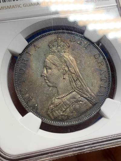 《竞宝斋》第424场 周日，周一，周二  3场连拍 （全场包邮） NGC MS62 英国1887年维多利亚双弗罗林银币，古罗马数字1版本，深五彩包浆。