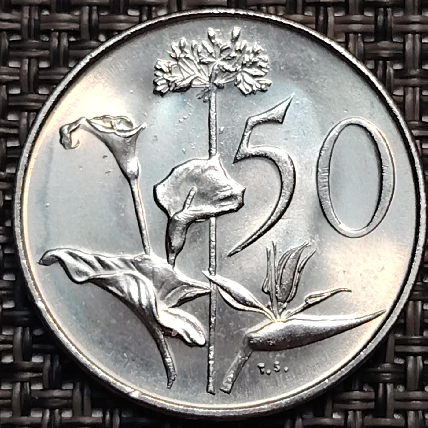 布加迪🐬～世界钱币(上海)🌾第 246 期 /  各国套币和散币 南非🇿🇦 1976年 50分 原光好品