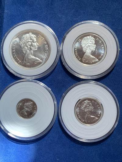 《竞宝斋》第424场 周日，周一，周二  3场连拍 （全场包邮） 四枚一组 1967年加拿大PL(proof like) 联邦100周年纪念银币 套币册拆