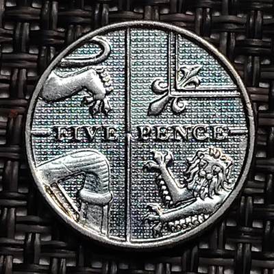 布加迪🐬～世界钱币(上海)🌾第 246 期 /  各国套币和散币 - 英国🇬🇧 2014年 5便士