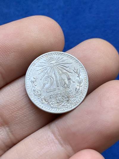 《竞宝斋》第424场 周日，周一，周二  3场连拍 （全场包邮） 两枚一组 墨西哥20分银币 1943年+1933年