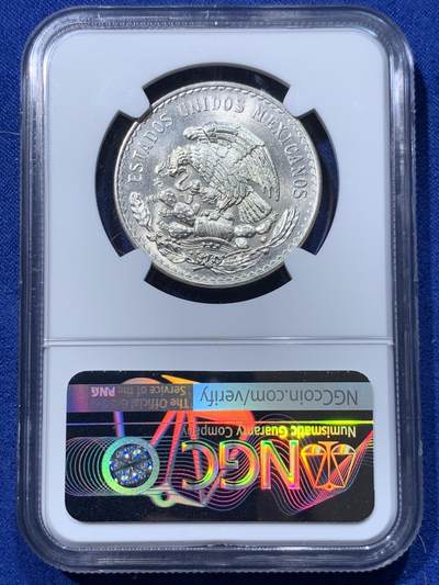 《竞宝斋》第424场 周日，周一，周二  3场连拍 （全场包邮） NGC MS64 墨西哥1947Mo莫雷诺斯1比索纪念银币 高分好品