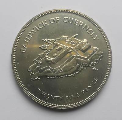 巨藏钱币第二期10月3号8点开拍古今中外硬币专场 根西岛1977年25便士克朗型纪念大镍币