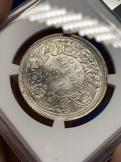 《竞宝斋》第424场 周日，周一，周二  3场连拍 （全场包邮） NGC MS61 英属印度1862年B版维多利亚女王皇冠头像1卢比银币