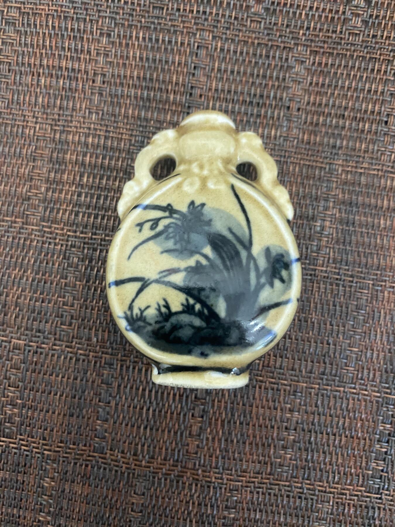 江南站11杂项场 鼻烟壶（年代不详）