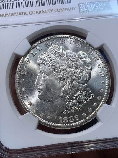 《竞宝斋》第424场 周日，周一，周二  3场连拍 （全场包邮） NGC MS66 美国 1882年 一美元 摩根银币 高分收藏级 超强转光 同分中的战斗机