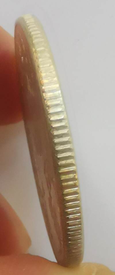 巨藏钱币第二期10月3号8点开拍古今中外硬币专场 孙像诞辰百年50元纪念银币