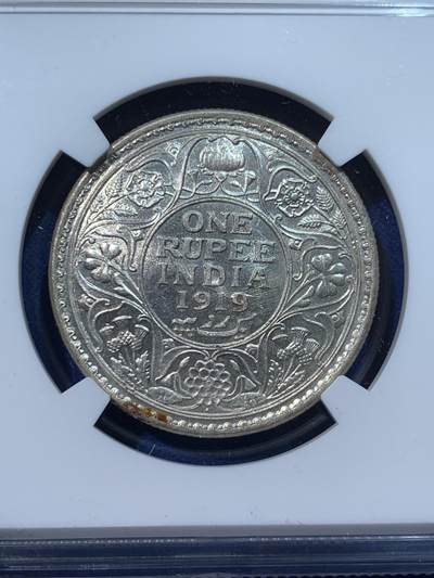 《竞宝斋》第424场 周日，周一，周二  3场连拍 （全场包邮） NGC MS62 英属印度1919年乔治五世1卢比银币
