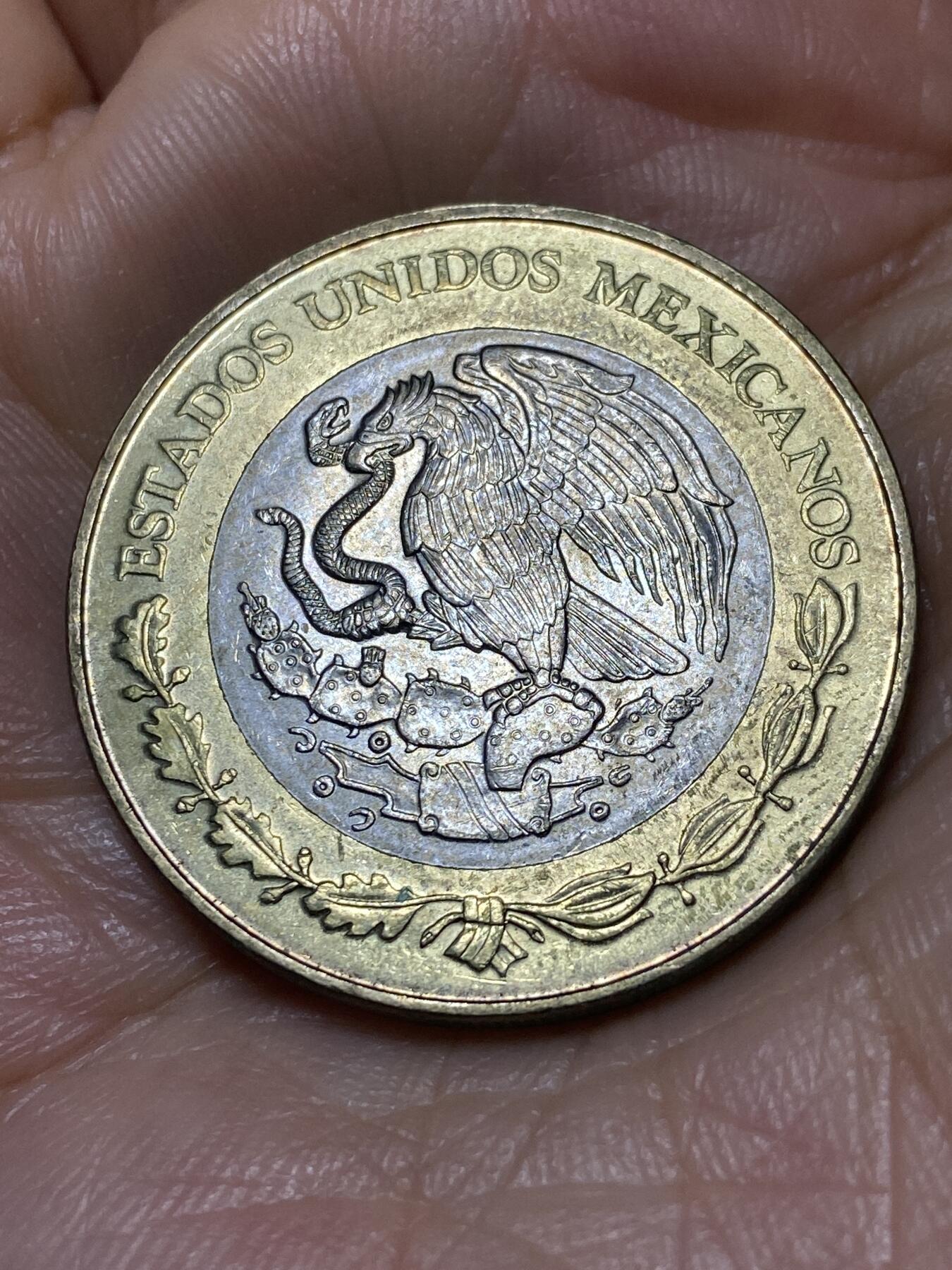 2025年第九十八场(总第一百二十四场）外国好品散币(免佣金) 墨西哥🇲🇽2000年20比索(阿兹特克文化火神修堤库特里)
